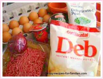 Ingredients for this easy ground beef recipe