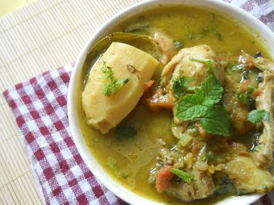 Green Chicken Curry