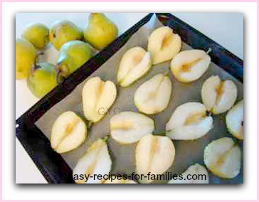To make this healthy appetizer first roast the pears. here they are on a roasting tray.