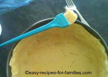 Pastry brush to apply egg wash for this home made pumpkin pie