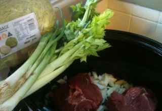 Homemade Recipes - Gravy Beef and Cabbage