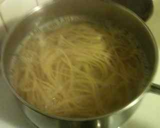 Homemade Spaghetti Sauce Recipe - boil the pasta