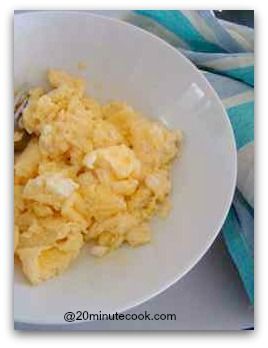 Scrambled eggs done in 3 minutes!