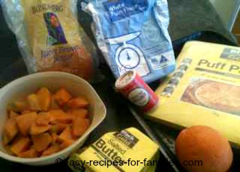 Ingredients for the pumpkin pie crumble topping