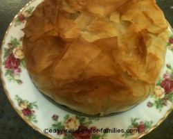 Make this pumpkin pie with chicken in filo pastry