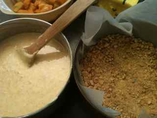 The ingredients for the crustless pumpkin pie are ready