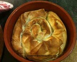 Baked filo swirl