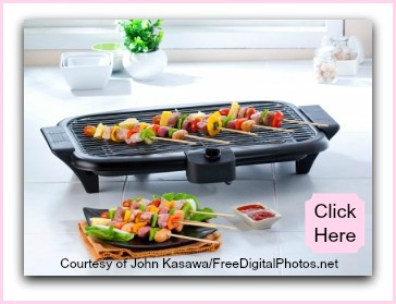 Small BBQ grill to cook kebabs for healthy kids recipes
