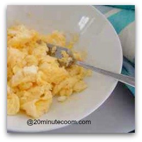 Learn how to cook scrambled eggs. Done in 3 minutes!