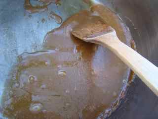 A thick caramel mixture